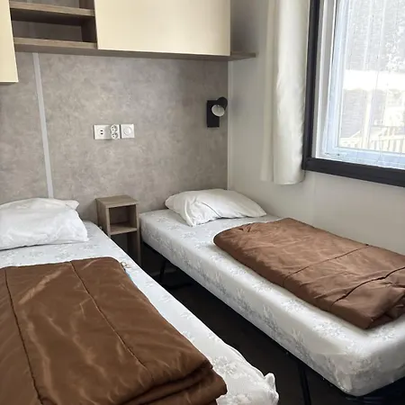 Hébergement de vacances Mobilhome 8 Personnes - 3 *